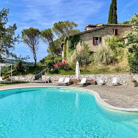 La Panoramica Gubbio - Maison De Charme - Casette E Appartamenti Self Catering Per Vacanze Meravigliose! ภายนอก รูปภาพ