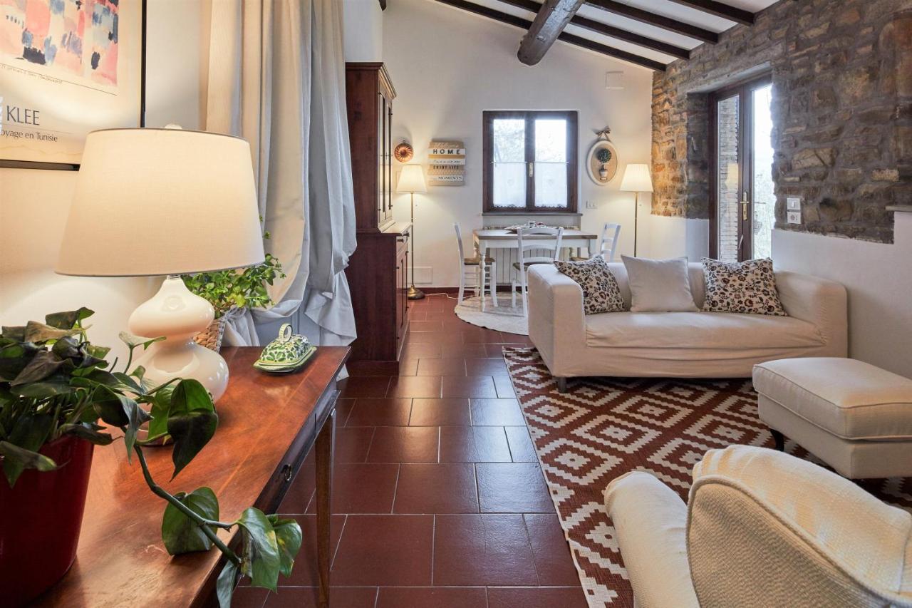La Panoramica Gubbio - Maison De Charme - Casette E Appartamenti Self Catering Per Vacanze Meravigliose! ภายนอก รูปภาพ
