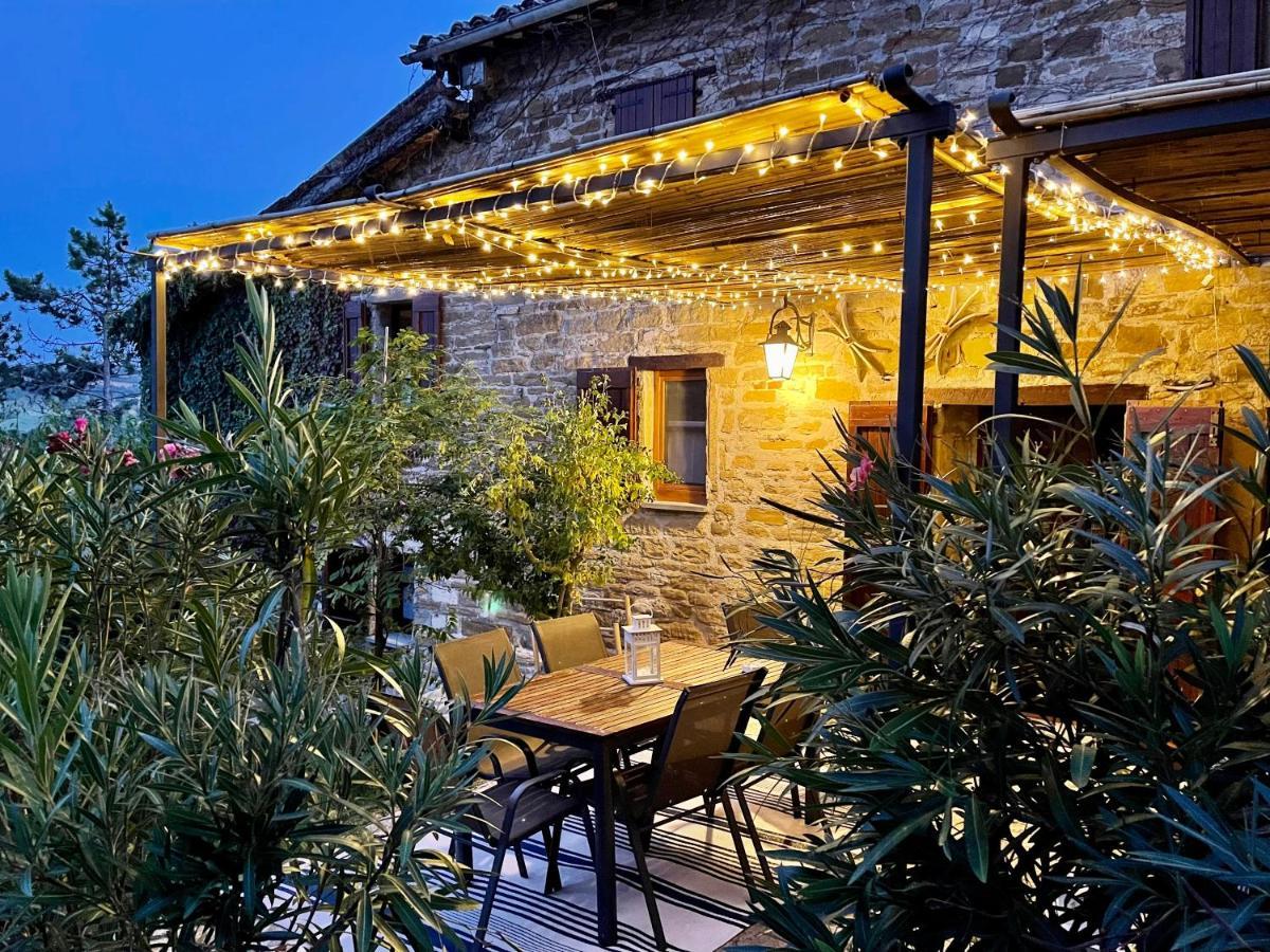 La Panoramica Gubbio - Maison De Charme - Casette E Appartamenti Self Catering Per Vacanze Meravigliose! ภายนอก รูปภาพ
