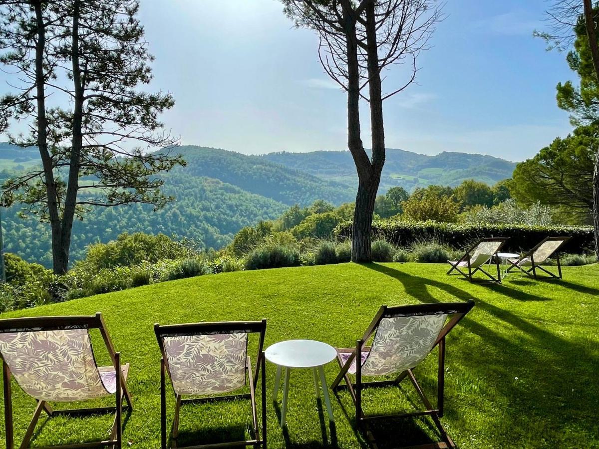 La Panoramica Gubbio - Maison De Charme - Casette E Appartamenti Self Catering Per Vacanze Meravigliose! ภายนอก รูปภาพ
